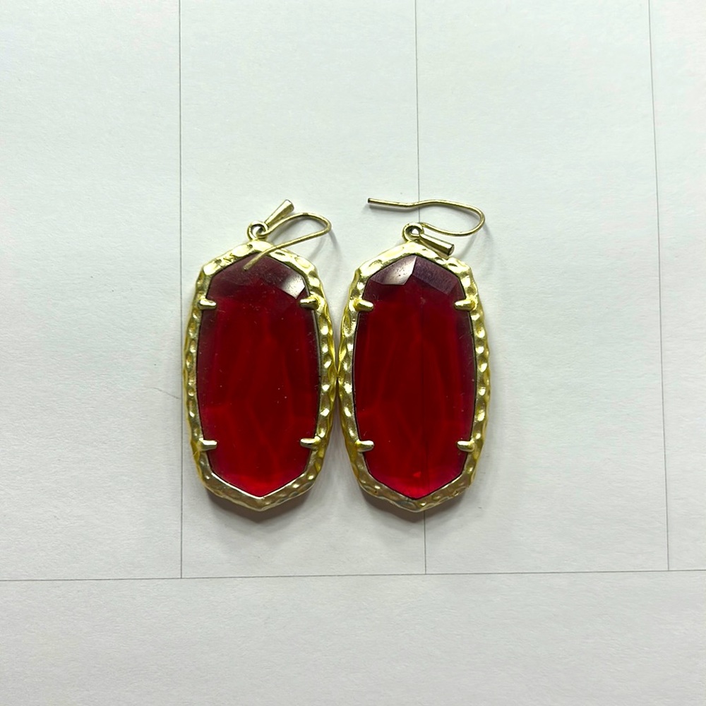 Elle Gold Drop Earrings
